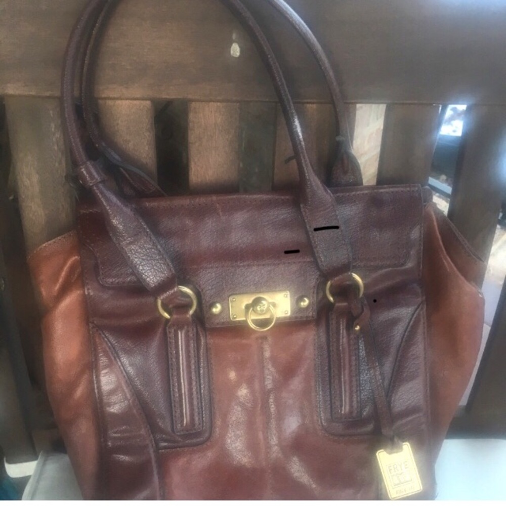 FRYE RARE beautiful 👜!